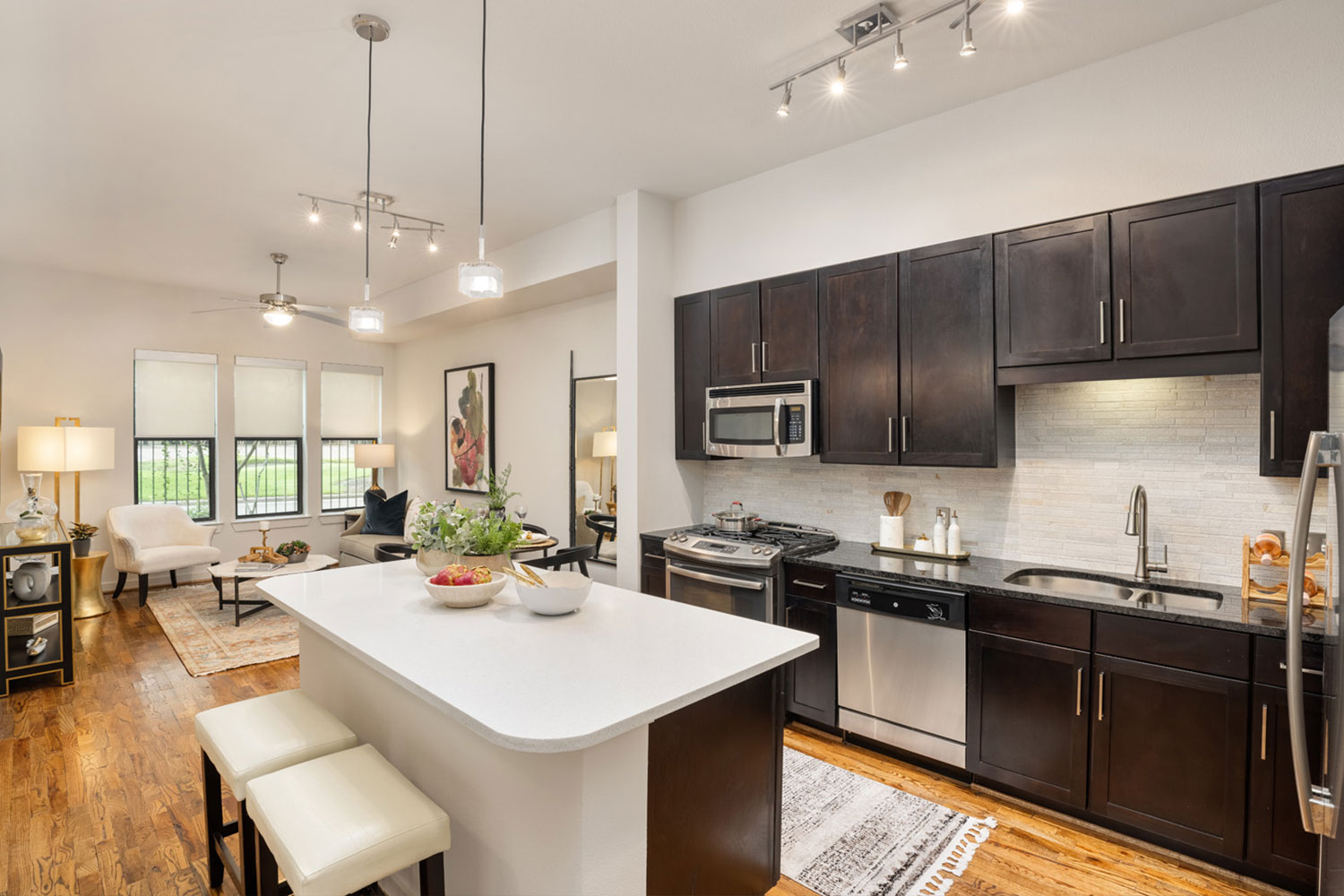 Amenities 2 | Tanglewood Galleria Houston Apartments